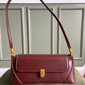 Structured Shoulder Bag Gold Hardware Vintage Style Baguette Purse